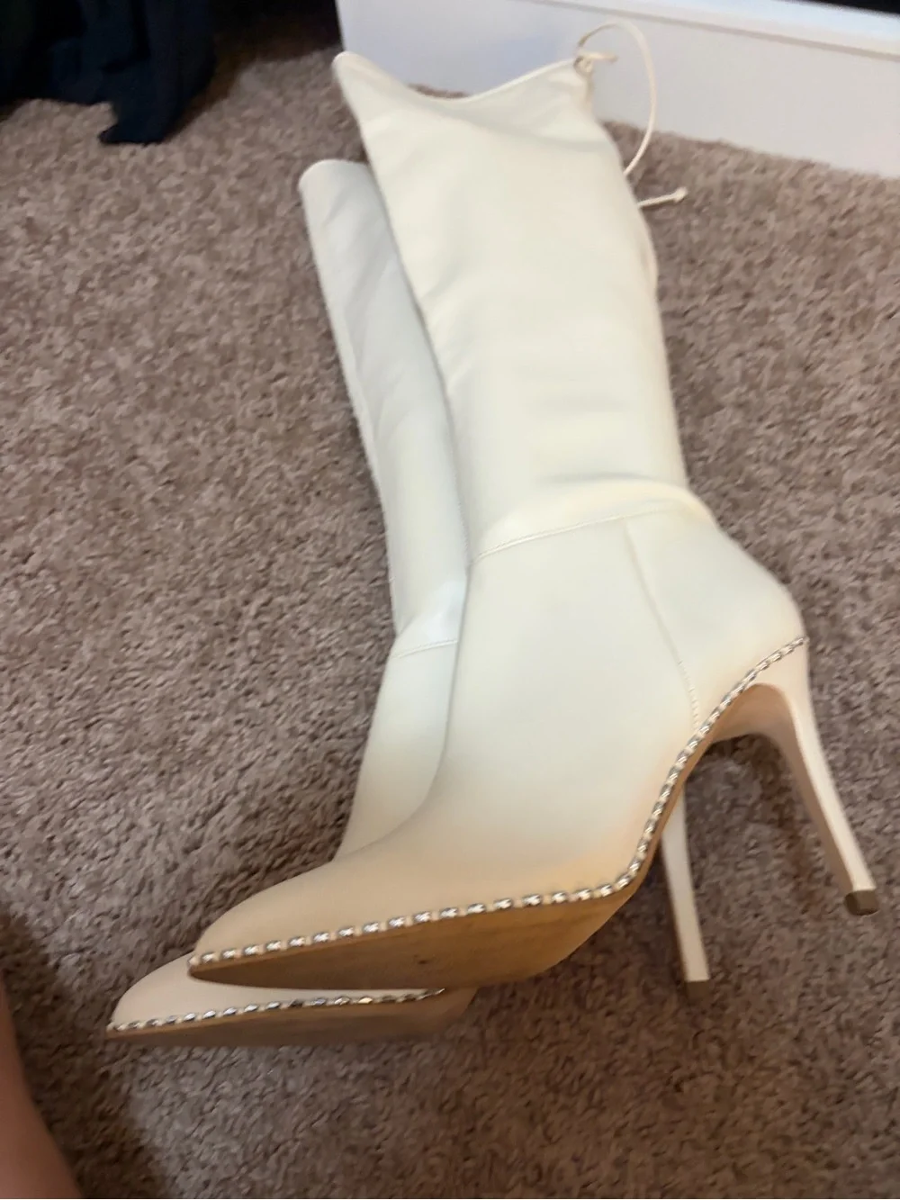 BCBG Cream Leather Over-the-Knee Pointed Toe healed Boots-New